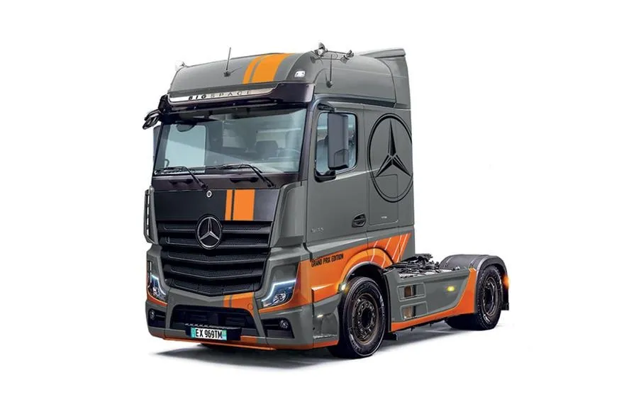 Cudowne modele i zabawki Mercedes Actros dla małych kierowców i kolekcjonerów