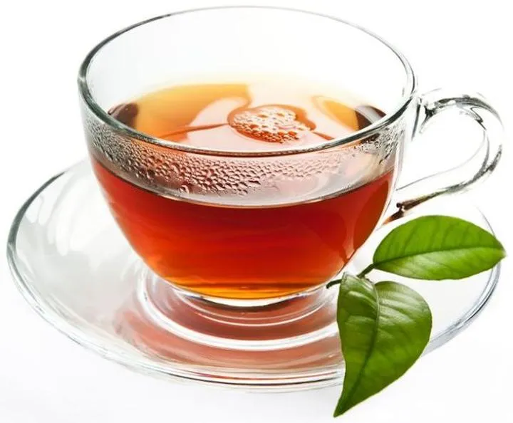 Czarna herbata dla dziecka – kiedy można wprowadzić ją do diety i jakie niesie ze sobą skutki?