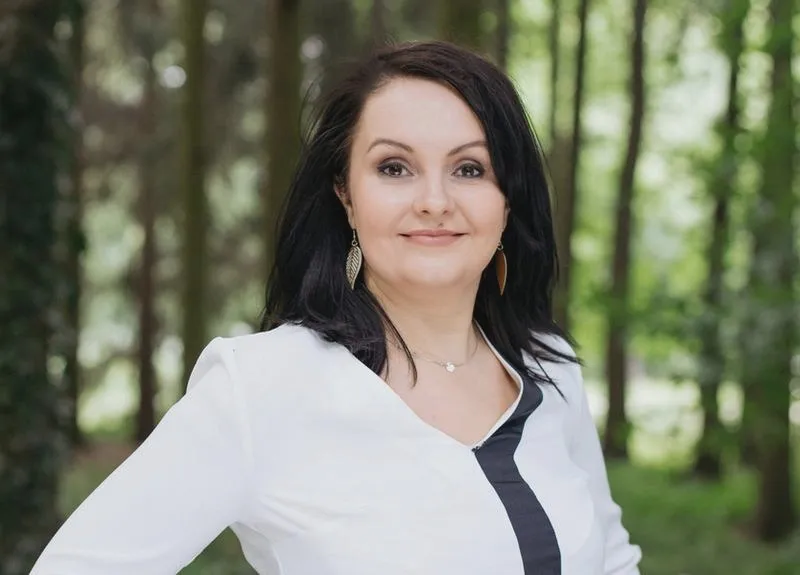 Jak unikać produktów wzdymających podczas karmienia piersią – porady od Hafiji