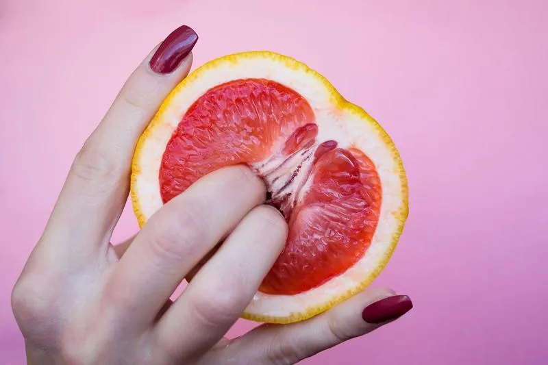 Orgazm jako naturalny sposób na przyspieszenie porodu – czy to możliwe?