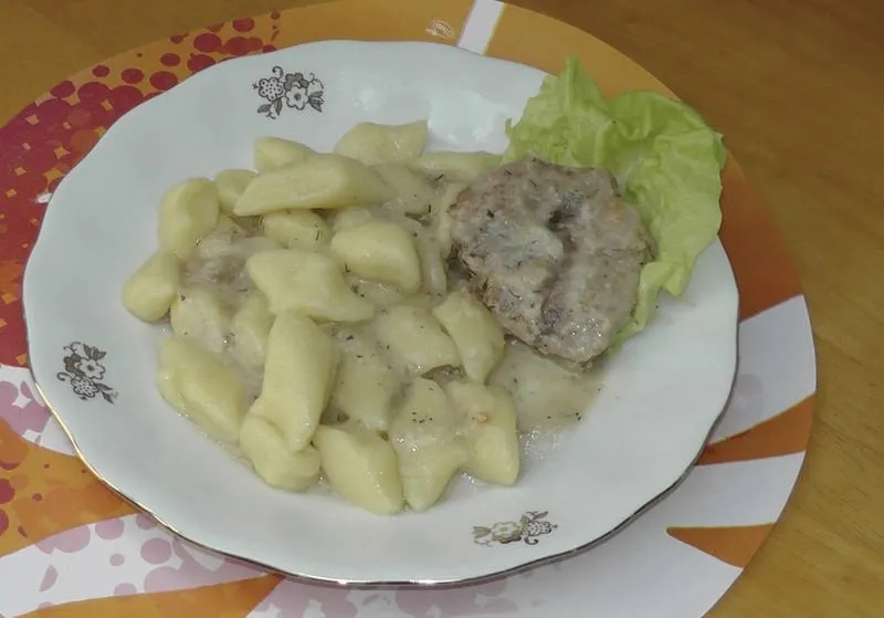 Smaczne i zdrowe obiady dla mamy karmiącej piersią – przepisy na każdą okazję