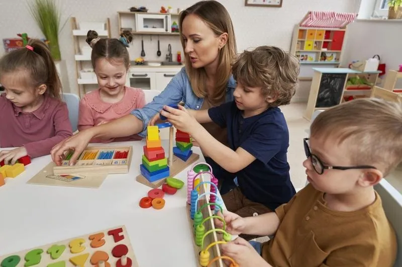 Wiek dziecka a przedszkole – sprawdź, kiedy jest najlepszy czas na rozpoczęcie edukacji