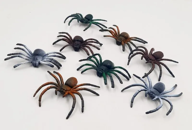 Kreatywne zabawki pająki