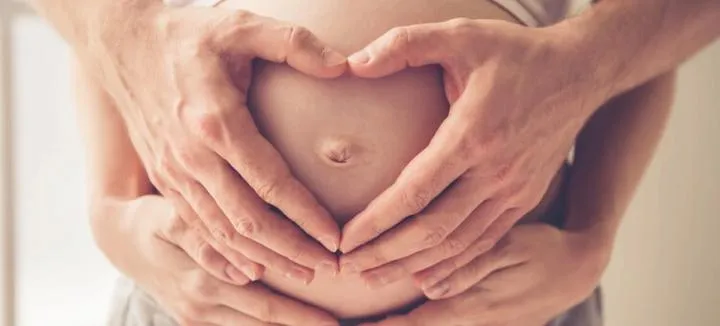 Przyspieszanie porodu naturalne metody