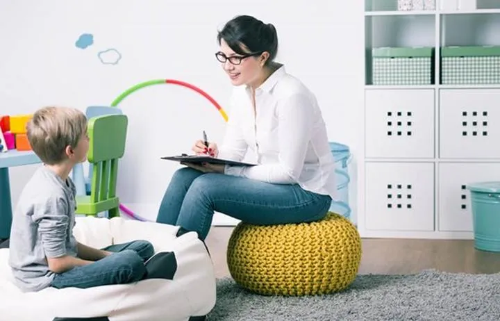 Zachowania społeczne a autyzm